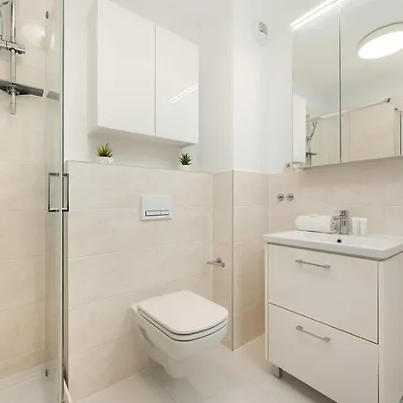Modern With Parking Kepa Mieszczanska By Renters Apartment Wroclaw