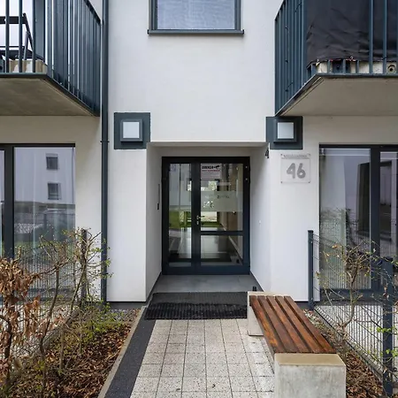 Modern With Parking Kepa Mieszczanska By Renters * ヴロツワフ