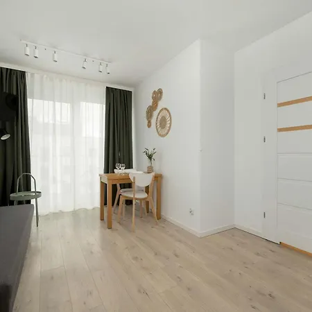 Modern With Parking Kepa Mieszczanska By Renters Apartment Wroclaw